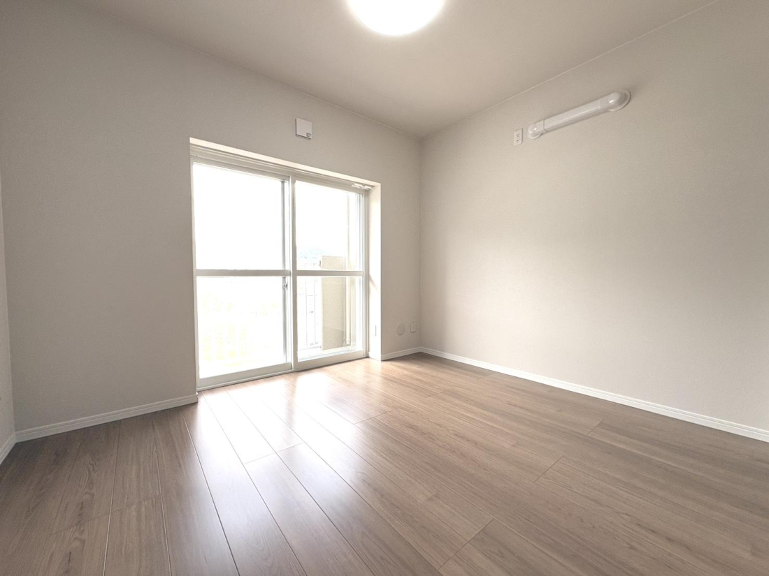 �k�C���D�y�s����x�u���2���ڂ̒��Ã}���V�����̗m��