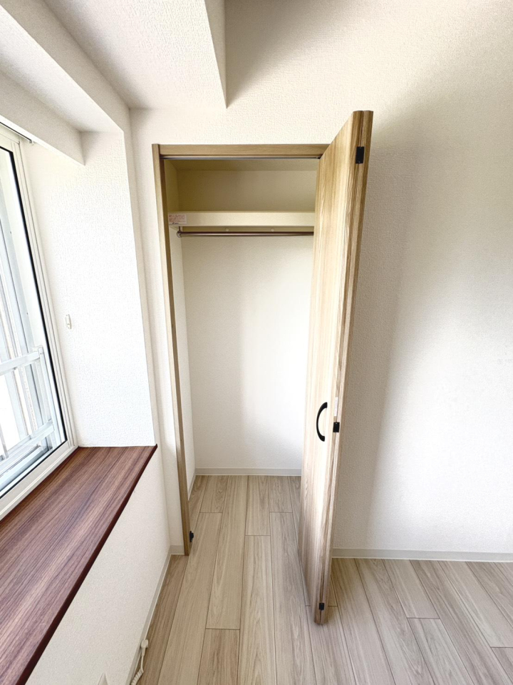 �k�C���D�y�s����O�c���4���ڂ̒��Ã}���V�����̎��[